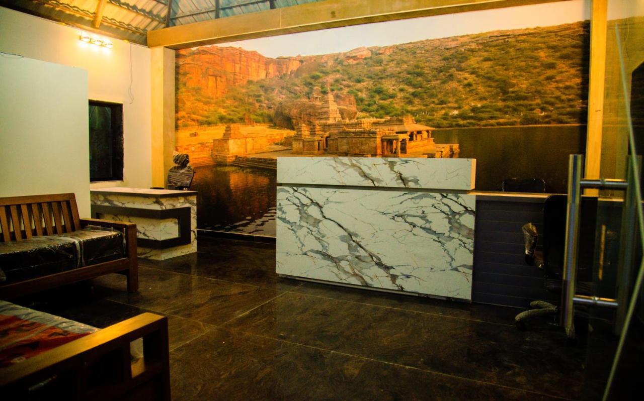 Sterling Banashree Badami Hotel Екстериор снимка
